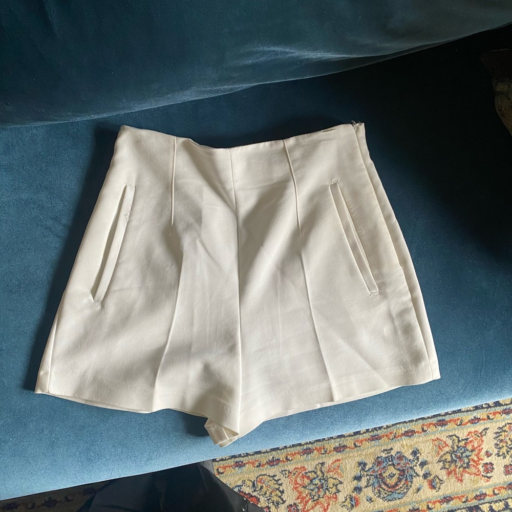FINAL SALE - Zara white shorts
